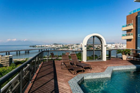 Apto bem localizado em edifício com piscina LIN203